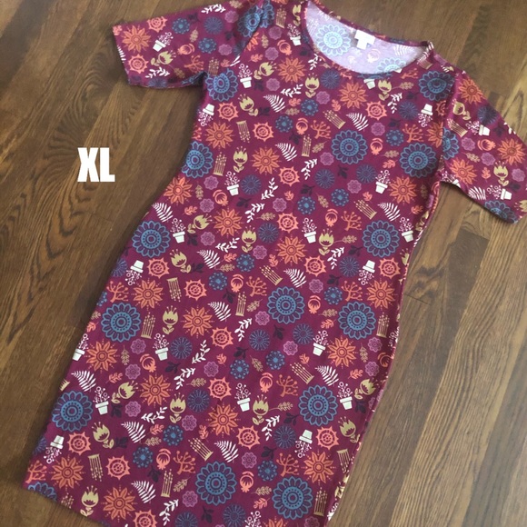 LuLaRoe Dresses & Skirts - EUC Lularoe Julia